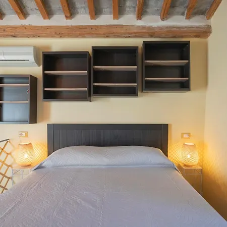 Residenza La Chiusa 1984 By Elbasummer דירה ריו מרינה